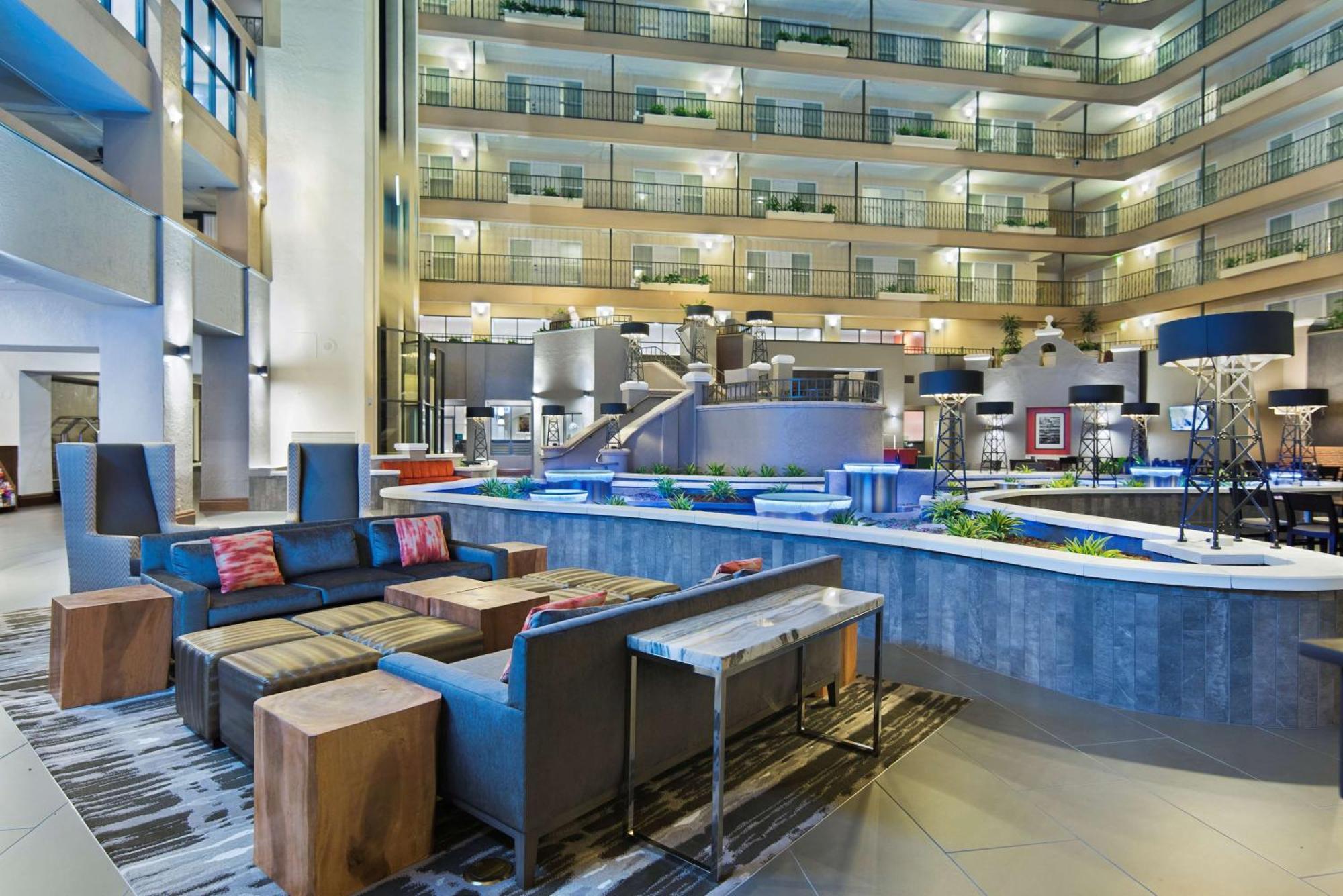 Embassy Suites By Hilton Los Angeles Downey Exterior photo