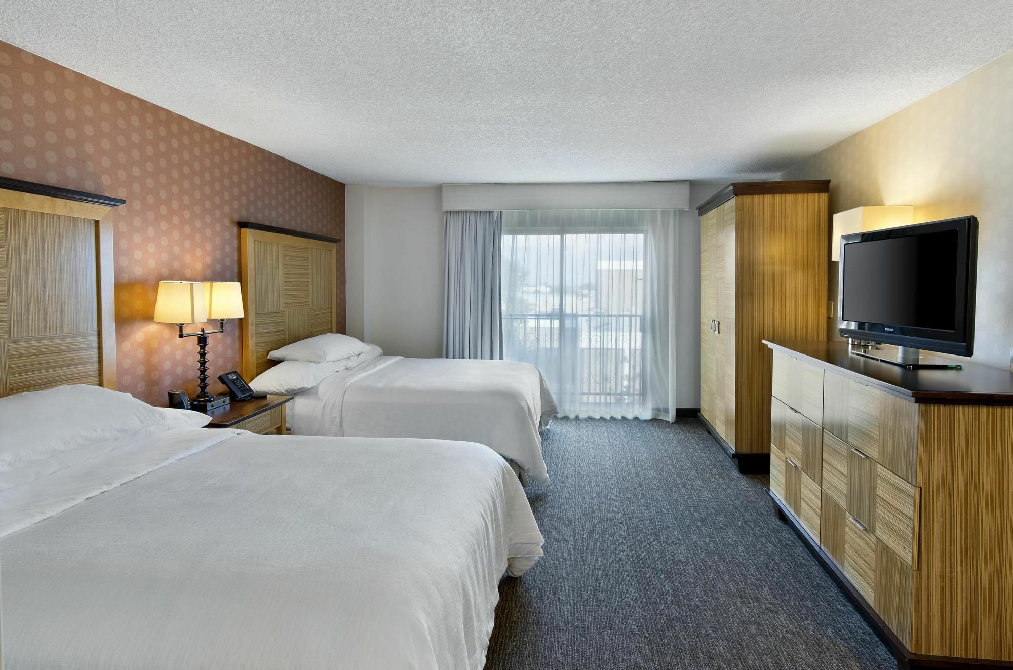 Embassy Suites By Hilton Los Angeles Downey Exterior photo